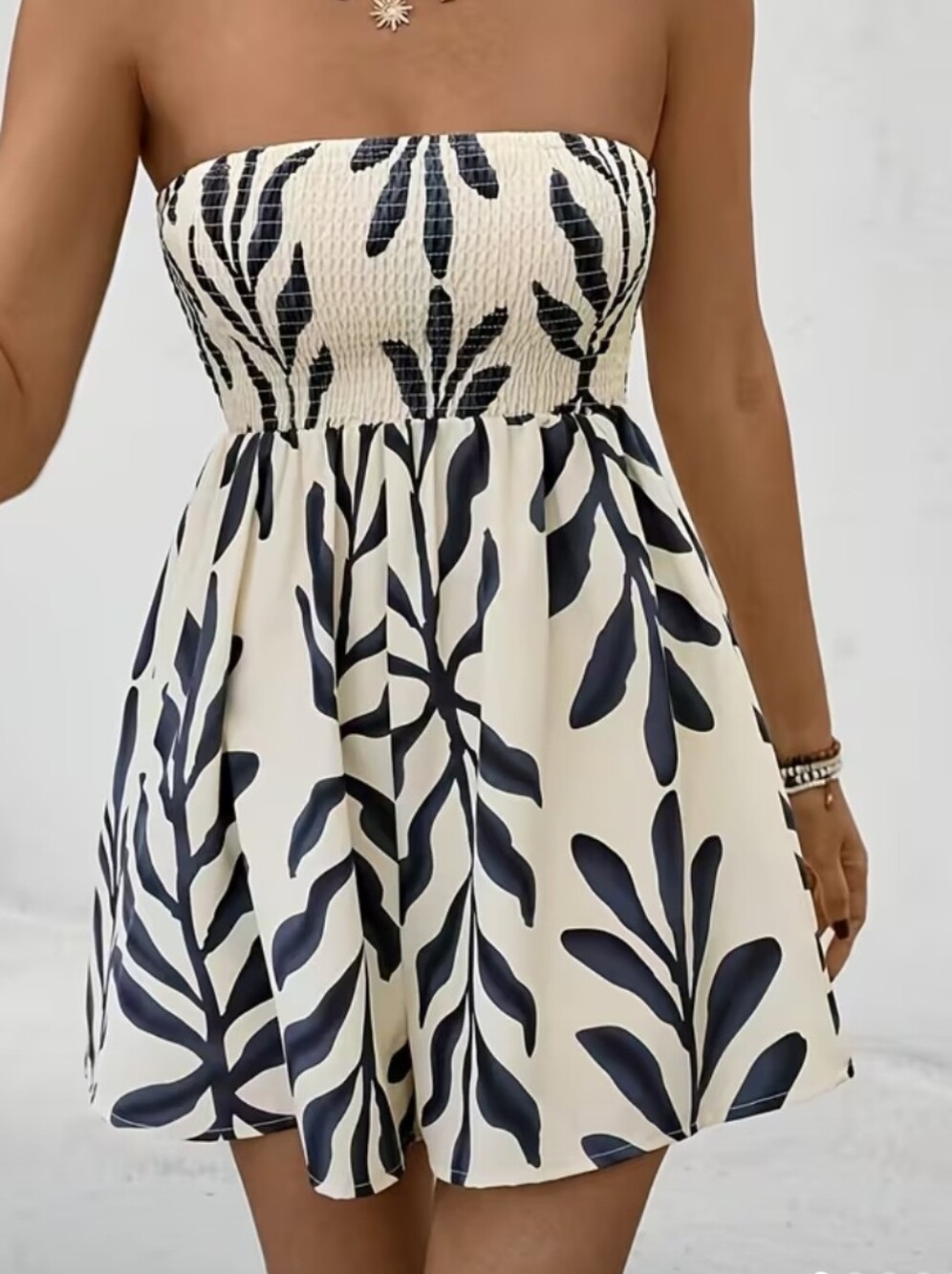 Blue Cream Leaf Vine Strapless Tube Romper Smocked Bust Vacation Style M